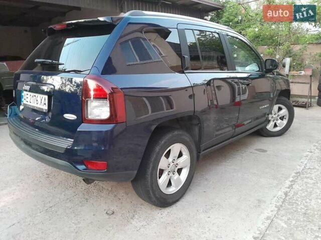 Синій Джип Compass, об'ємом двигуна 2 л та пробігом 133 тис. км за 10500 $, фото 3 на Automoto.ua