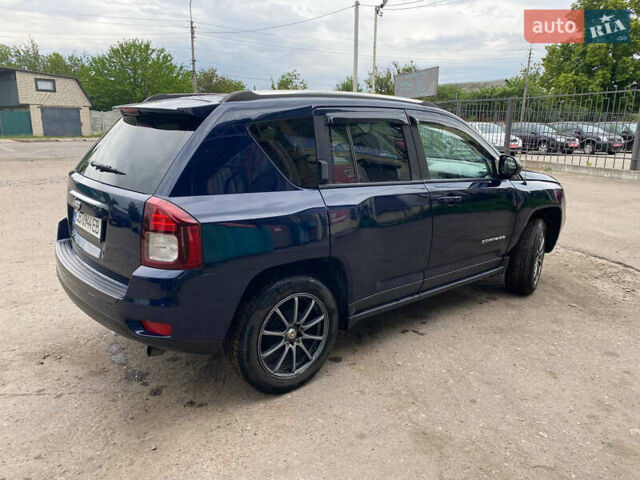 Синій Джип Compass, об'ємом двигуна 2 л та пробігом 157 тис. км за 9600 $, фото 5 на Automoto.ua