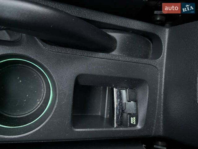 Синій Джип Compass, об'ємом двигуна 2.36 л та пробігом 160 тис. км за 11950 $, фото 45 на Automoto.ua