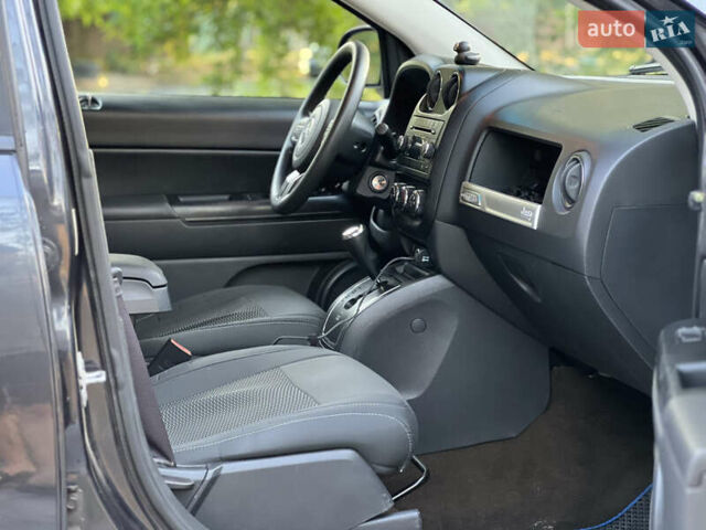 Синий Джип Компас, объемом двигателя 2.36 л и пробегом 150 тыс. км за 8400 $, фото 29 на Automoto.ua