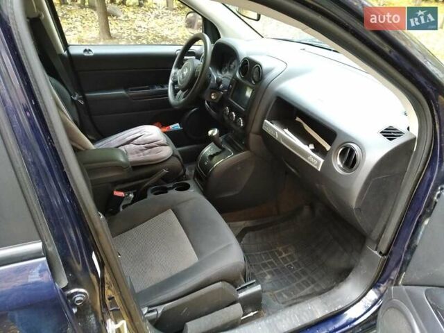 Синий Джип Компас, объемом двигателя 2.4 л и пробегом 210 тыс. км за 10000 $, фото 3 на Automoto.ua