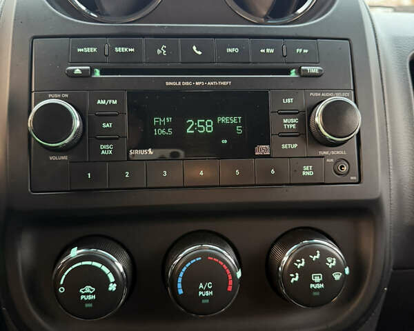 Синій Джип Compass, об'ємом двигуна 2.36 л та пробігом 160 тис. км за 11950 $, фото 34 на Automoto.ua