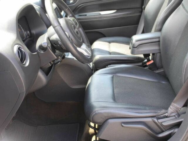 Синій Джип Compass, об'ємом двигуна 2.4 л та пробігом 73 тис. км за 3900 $, фото 5 на Automoto.ua