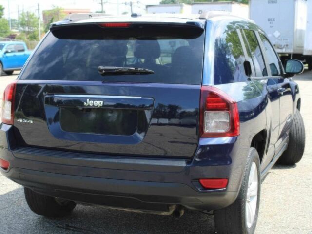 Синій Джип Compass, об'ємом двигуна 2.4 л та пробігом 73 тис. км за 3900 $, фото 4 на Automoto.ua