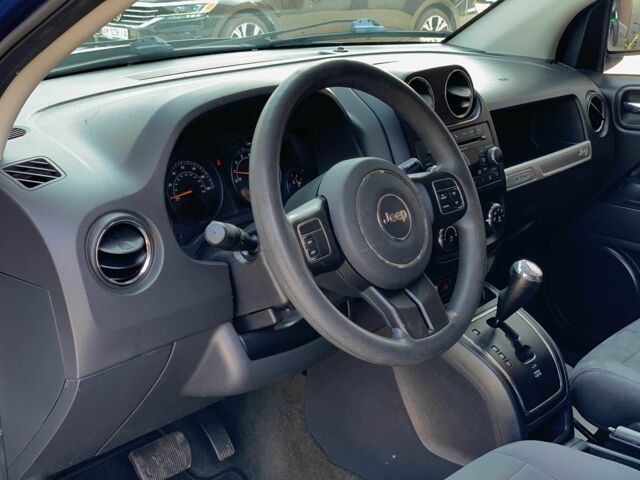 Синій Джип Compass, об'ємом двигуна 2.4 л та пробігом 207 тис. км за 9999 $, фото 7 на Automoto.ua
