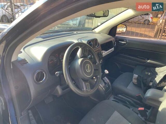 Синій Джип Compass, об'ємом двигуна 2.36 л та пробігом 165 тис. км за 10500 $, фото 4 на Automoto.ua