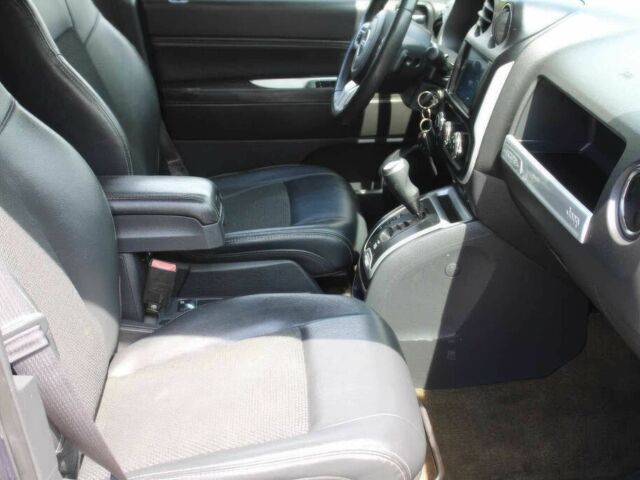 Синій Джип Compass, об'ємом двигуна 2.4 л та пробігом 73 тис. км за 3900 $, фото 9 на Automoto.ua