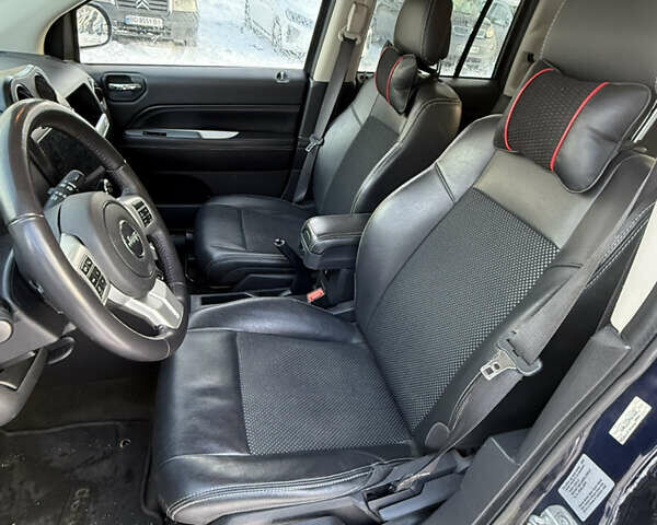 Синій Джип Compass, об'ємом двигуна 2.36 л та пробігом 184 тис. км за 12000 $, фото 6 на Automoto.ua