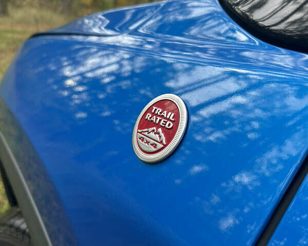 Джип Compass 2017 у Чернігові на Automoto.ua Синій Джип Compass, об'ємом двигуна 2.4 л та пробігом 162 тис. км за 18500 $, фото 42 на Automoto.ua