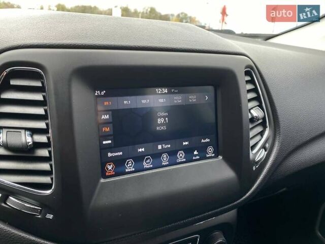 Джип Compass 2017 у Львові на Automoto.ua Синій Джип Compass, об'ємом двигуна 2.36 л та пробігом 117 тис. км за 15800 $, фото 17 на Automoto.ua