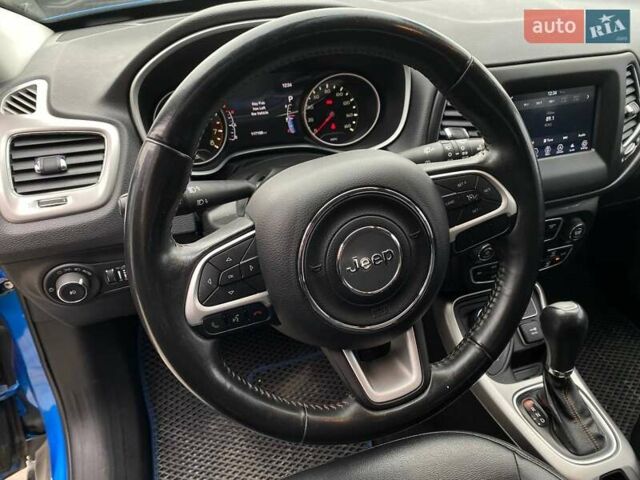 Джип Compass 2017 у Львові на Automoto.ua Синій Джип Compass, об'ємом двигуна 2.36 л та пробігом 117 тис. км за 15800 $, фото 15 на Automoto.ua