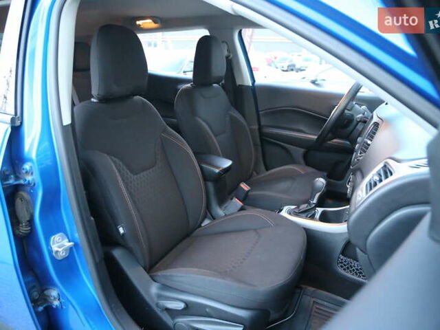 Синий Джип Компас, объемом двигателя 2.4 л и пробегом 92 тыс. км за 13500 $, фото 13 на Automoto.ua