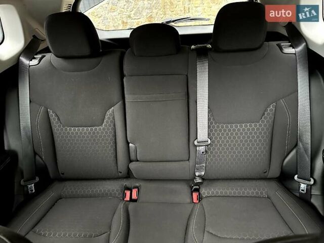 Синій Джип Compass, об'ємом двигуна 2.36 л та пробігом 135 тис. км за 13700 $, фото 14 на Automoto.ua