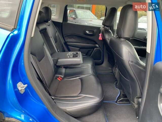 Джип Compass 2017 у Львові на Automoto.ua Синій Джип Compass, об'ємом двигуна 2.36 л та пробігом 117 тис. км за 15800 $, фото 24 на Automoto.ua