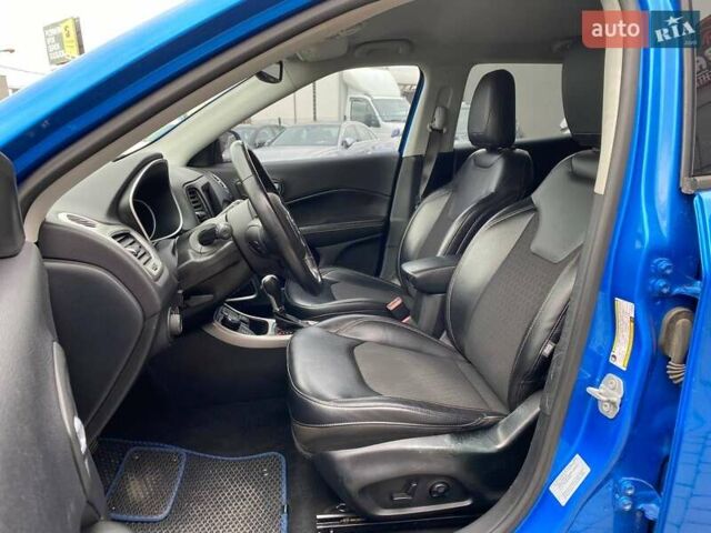 Джип Compass 2017 у Львові на Automoto.ua Синій Джип Compass, об'ємом двигуна 2.36 л та пробігом 117 тис. км за 15800 $, фото 20 на Automoto.ua