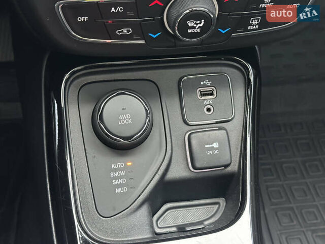 Синий Джип Компас, объемом двигателя 2.36 л и пробегом 147 тыс. км за 14999 $, фото 41 на Automoto.ua