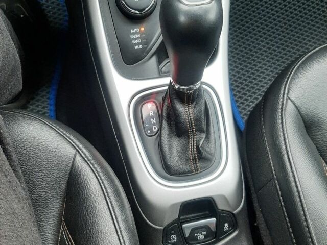 Синий Джип Компас, объемом двигателя 2.4 л и пробегом 191 тыс. км за 16000 $, фото 4 на Automoto.ua