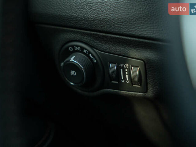 Синий Джип Компас, объемом двигателя 2.36 л и пробегом 97 тыс. км за 17900 $, фото 19 на Automoto.ua