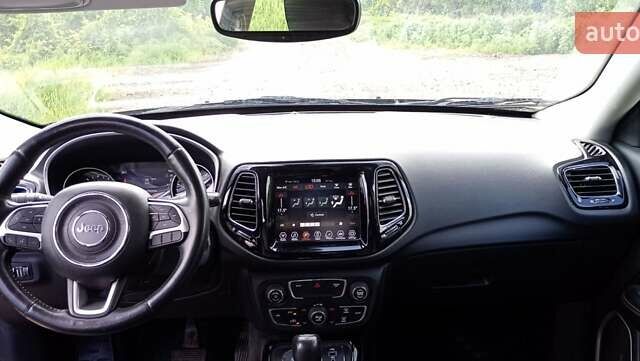 Джип Компас 2018 в Ромнах на Automoto.ua Синий Джип Компас, объемом двигателя 2.36 л и пробегом 91 тыс. км за 15200 $, фото 1 на Automoto.ua