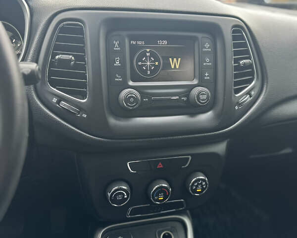 Синий Джип Компас, объемом двигателя 2.4 л и пробегом 106 тыс. км за 13900 $, фото 45 на Automoto.ua