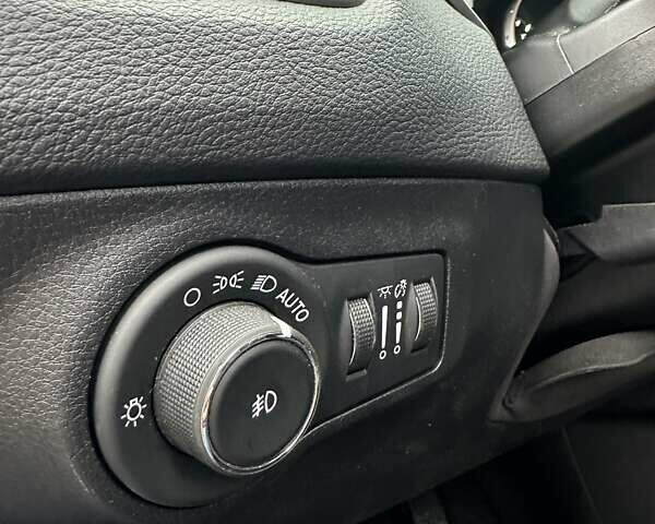 Синий Джип Компас, объемом двигателя 2.4 л и пробегом 61 тыс. км за 15200 $, фото 29 на Automoto.ua