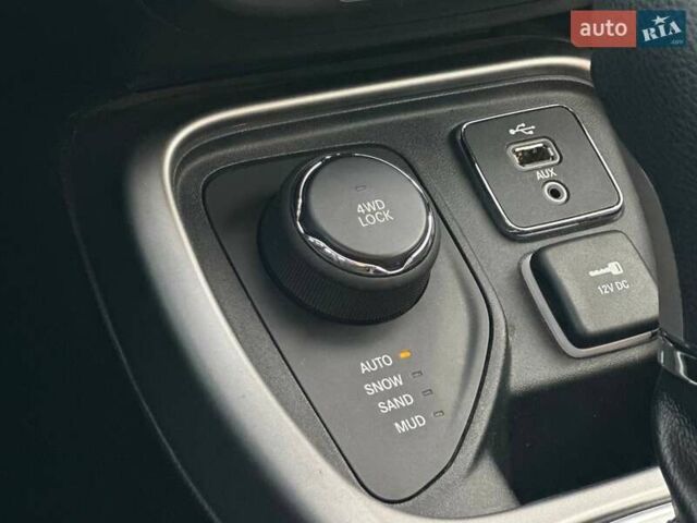 Синий Джип Компас, объемом двигателя 2.36 л и пробегом 80 тыс. км за 13799 $, фото 20 на Automoto.ua