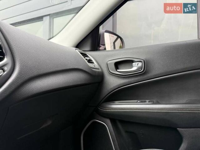 Синий Джип Компас, объемом двигателя 2.36 л и пробегом 127 тыс. км за 13999 $, фото 38 на Automoto.ua