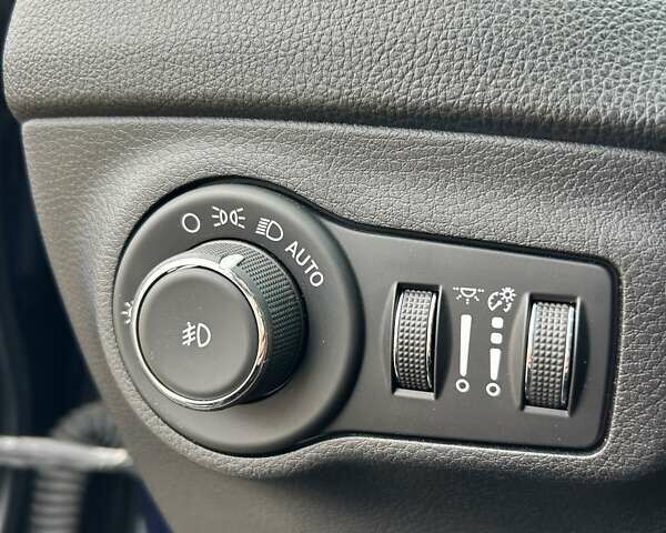 Синий Джип Компас, объемом двигателя 2.36 л и пробегом 120 тыс. км за 16000 $, фото 28 на Automoto.ua