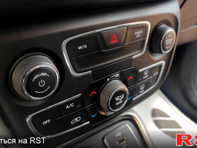 Синій Джип Compass, об'ємом двигуна 2.4 л та пробігом 189 тис. км за 13499 $, фото 12 на Automoto.ua