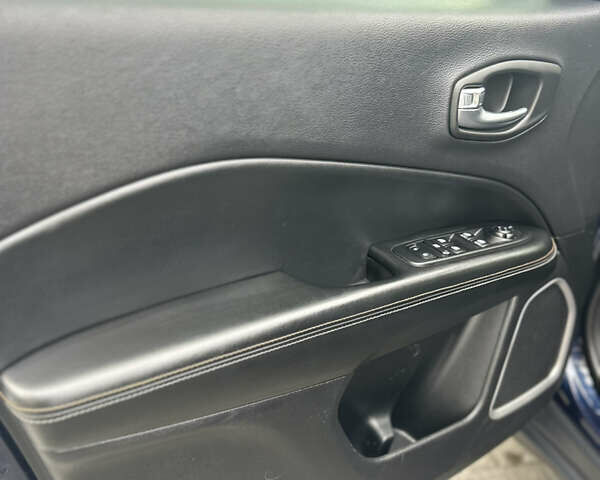 Синий Джип Компас, объемом двигателя 2.4 л и пробегом 106 тыс. км за 13900 $, фото 30 на Automoto.ua