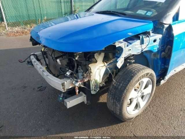 Синій Джип Compass, об'ємом двигуна 2.4 л та пробігом 104 тис. км за 4330 $, фото 5 на Automoto.ua