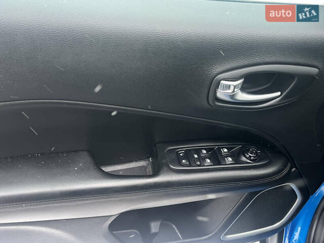 Синій Джип Compass, об'ємом двигуна 2.4 л та пробігом 191 тис. км за 13800 $, фото 29 на Automoto.ua