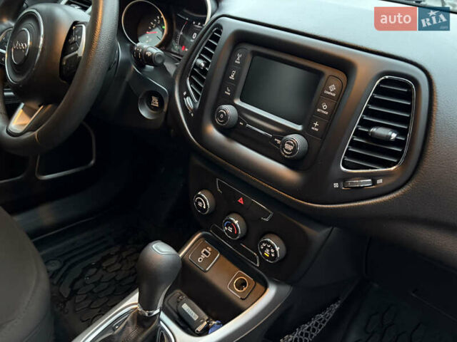 Синий Джип Компас, объемом двигателя 2.4 л и пробегом 106 тыс. км за 13700 $, фото 21 на Automoto.ua