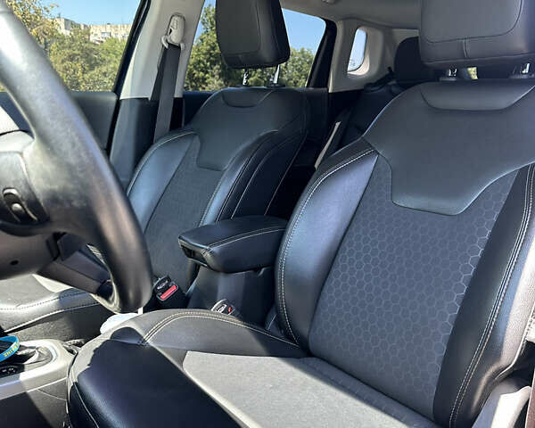 Синий Джип Компас, объемом двигателя 2.4 л и пробегом 119 тыс. км за 13700 $, фото 13 на Automoto.ua