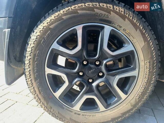 Джип Compass 2019 у Львові на Automoto.ua Синій Джип Compass, об'ємом двигуна 2.36 л та пробігом 104 тис. км за 16900 $, фото 6 на Automoto.ua
