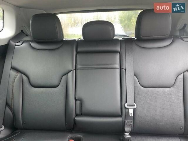 Джип Компас 2019 в Львове на Automoto.ua Синий Джип Компас, объемом двигателя 2.4 л и пробегом 50 тыс. км за 2600 $, фото 9 на Automoto.ua