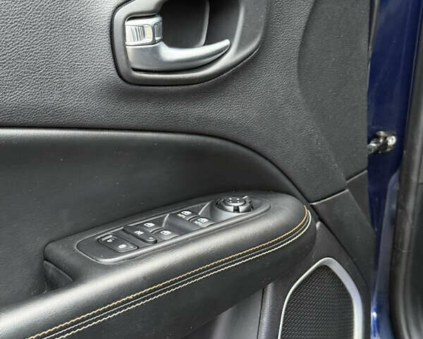 Синий Джип Компас, объемом двигателя 2.4 л и пробегом 119 тыс. км за 13900 $, фото 7 на Automoto.ua