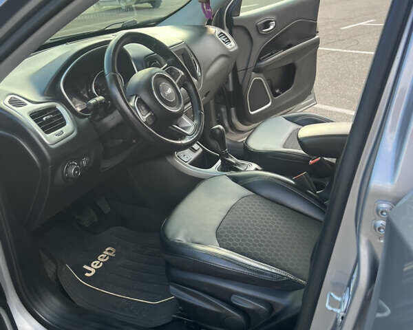 Синий Джип Компас, объемом двигателя 2.4 л и пробегом 127 тыс. км за 14800 $, фото 25 на Automoto.ua