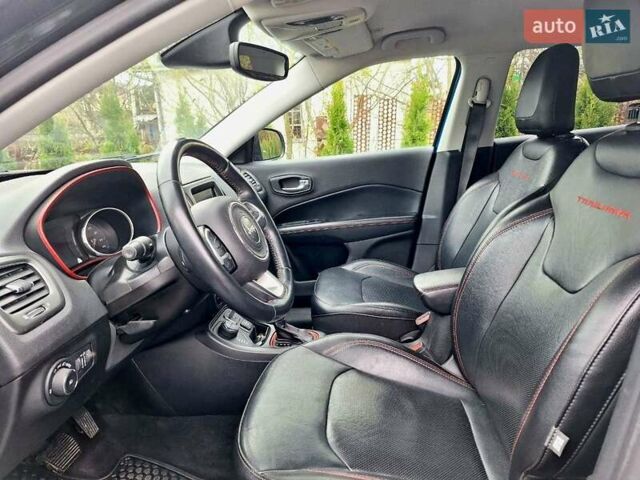 Джип Compass 2019 у Львові на Automoto.ua Синій Джип Compass, об'ємом двигуна 2.36 л та пробігом 104 тис. км за 16900 $, фото 10 на Automoto.ua