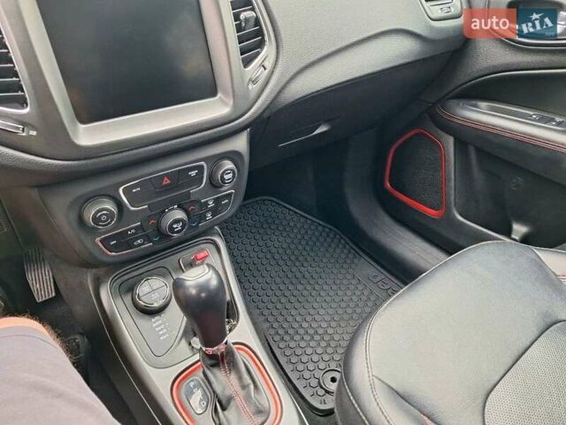 Джип Compass 2019 у Львові на Automoto.ua Синій Джип Compass, об'ємом двигуна 2.36 л та пробігом 104 тис. км за 16900 $, фото 11 на Automoto.ua