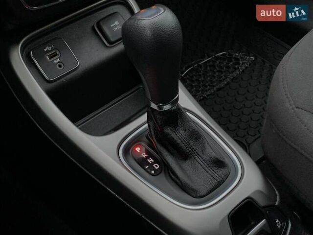 Синий Джип Компас, объемом двигателя 2.4 л и пробегом 132 тыс. км за 15555 $, фото 46 на Automoto.ua