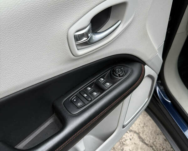 Синий Джип Компас, объемом двигателя 2.36 л и пробегом 47 тыс. км за 16400 $, фото 21 на Automoto.ua