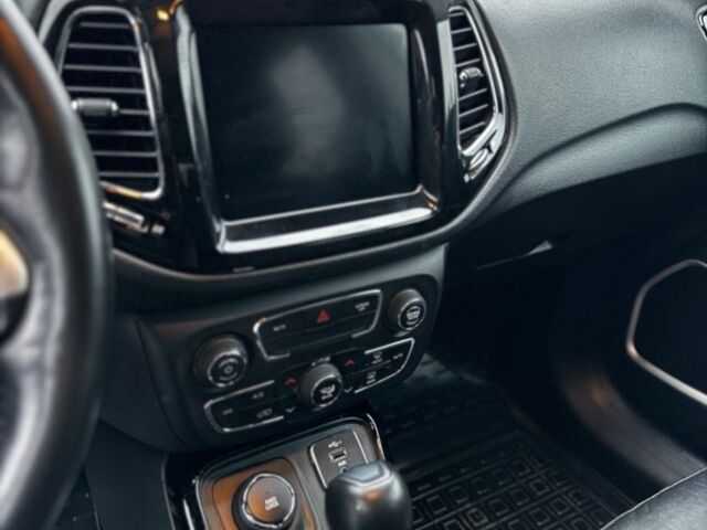 Синий Джип Компас, объемом двигателя 2.4 л и пробегом 140 тыс. км за 15300 $, фото 3 на Automoto.ua