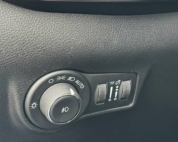 Синий Джип Компас, объемом двигателя 2.4 л и пробегом 119 тыс. км за 18500 $, фото 37 на Automoto.ua