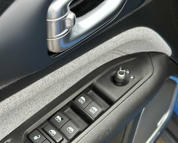 Синий Джип Компас, объемом двигателя 2.4 л и пробегом 119 тыс. км за 18500 $, фото 33 на Automoto.ua