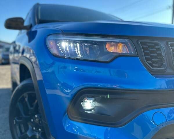 Синій Джип Compass, об'ємом двигуна 2 л та пробігом 82 тис. км за 19999 $, фото 2 на Automoto.ua