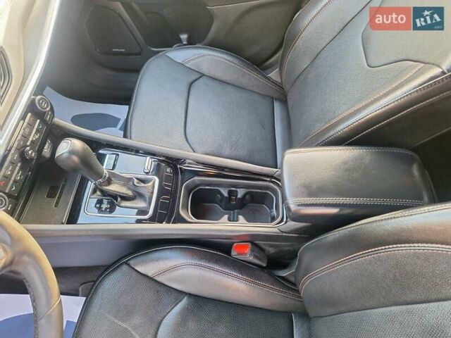 Синій Джип Compass, об'ємом двигуна 2 л та пробігом 75 тис. км за 20999 $, фото 62 на Automoto.ua