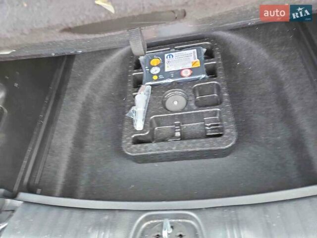 Синий Джип Компас, объемом двигателя 2 л и пробегом 9 тыс. км за 12400 $, фото 14 на Automoto.ua