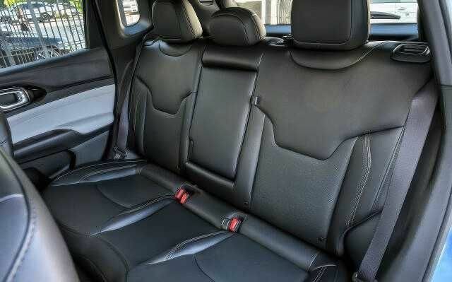 Синій Джип Compass, об'ємом двигуна 2 л та пробігом 20 тис. км за 10200 $, фото 11 на Automoto.ua