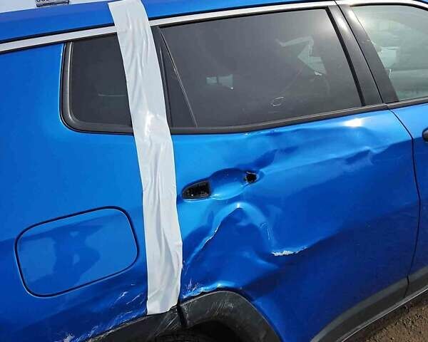 Синий Джип Компас, объемом двигателя 2 л и пробегом 9 тыс. км за 12400 $, фото 37 на Automoto.ua